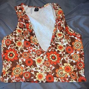 Flower V neck crop tank